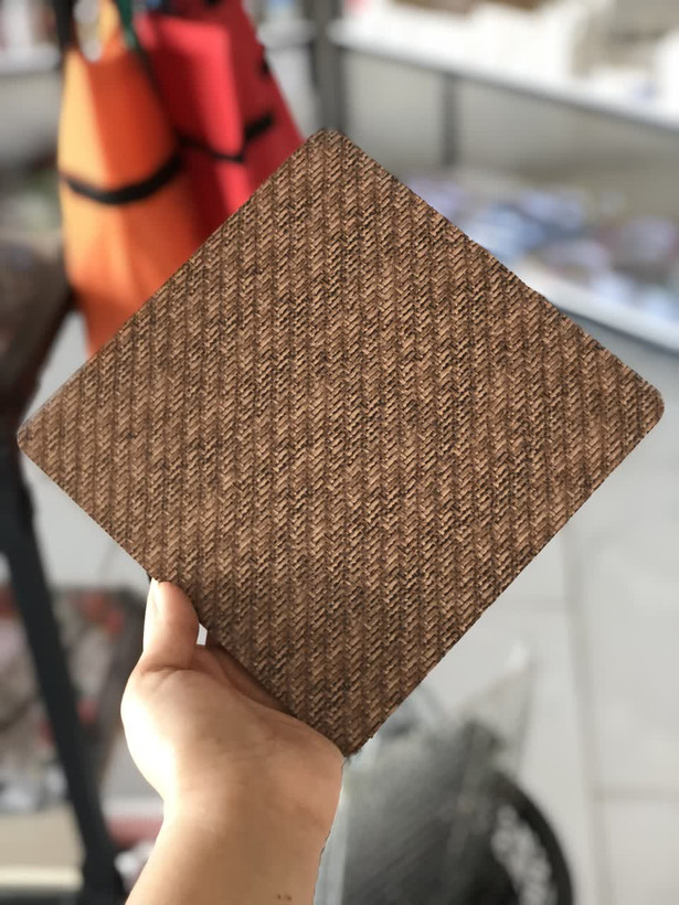 زیردیگ چوبی پایه دار طرح مورب ضخیم